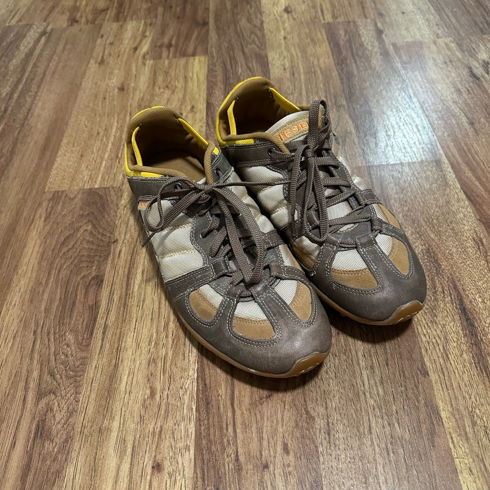 Unique vintage Diesel street sneakers Hunter US 13